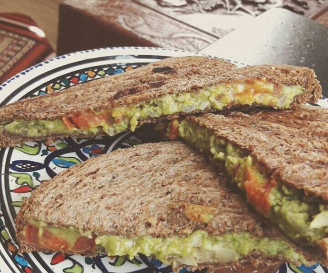 Recept Veganistische Avocado grilled sandwich